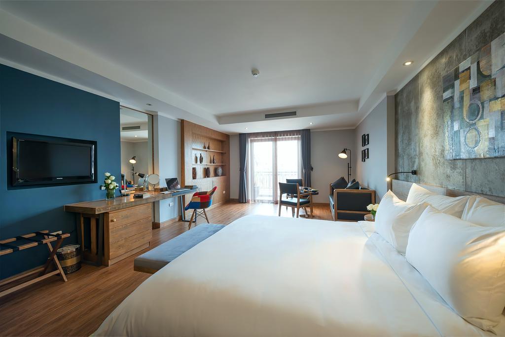 Bespoke Trendy Hotel Ханой Екстериор снимка