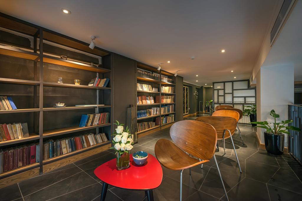 Bespoke Trendy Hotel Ханой Екстериор снимка