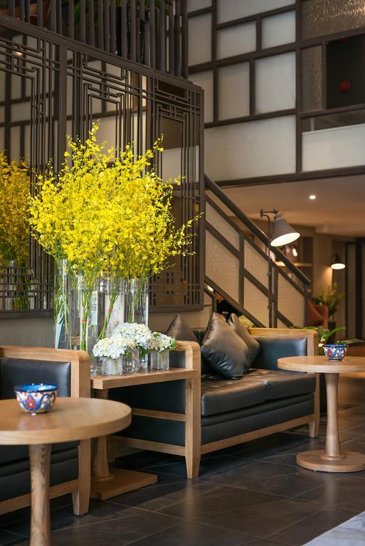 Bespoke Trendy Hotel Ханой Екстериор снимка