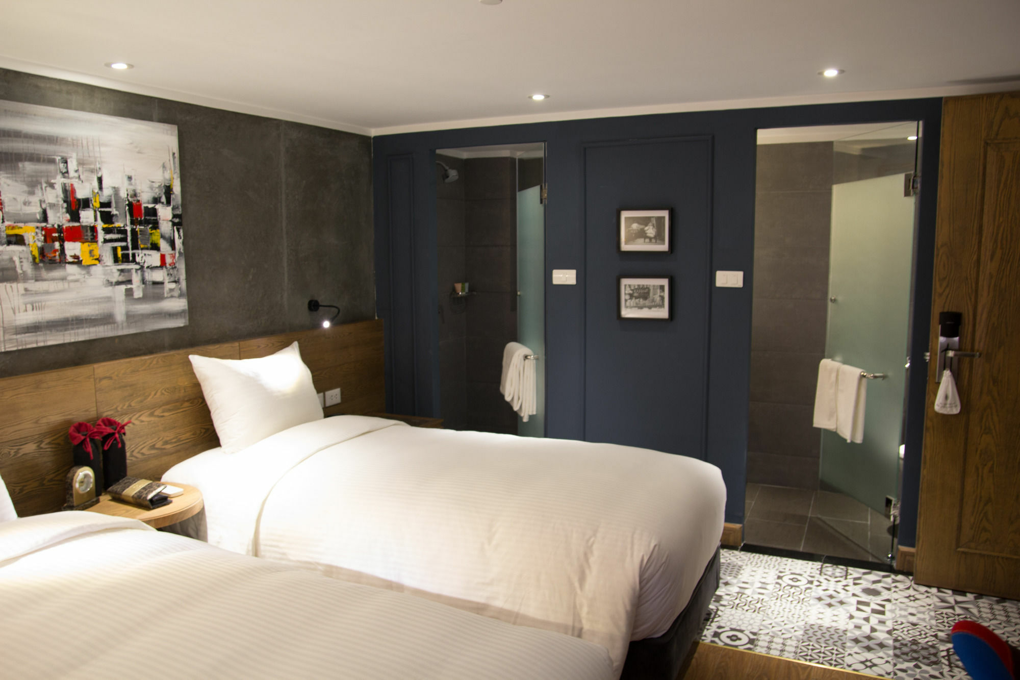 Bespoke Trendy Hotel Ханой Екстериор снимка